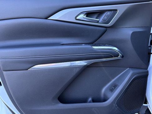 New 2026 Chevrolet Traverse LT image 14