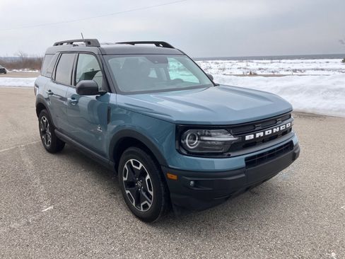 Used 2023 Ford Bronco Sport Outer Banks AWD/4WD image 1
