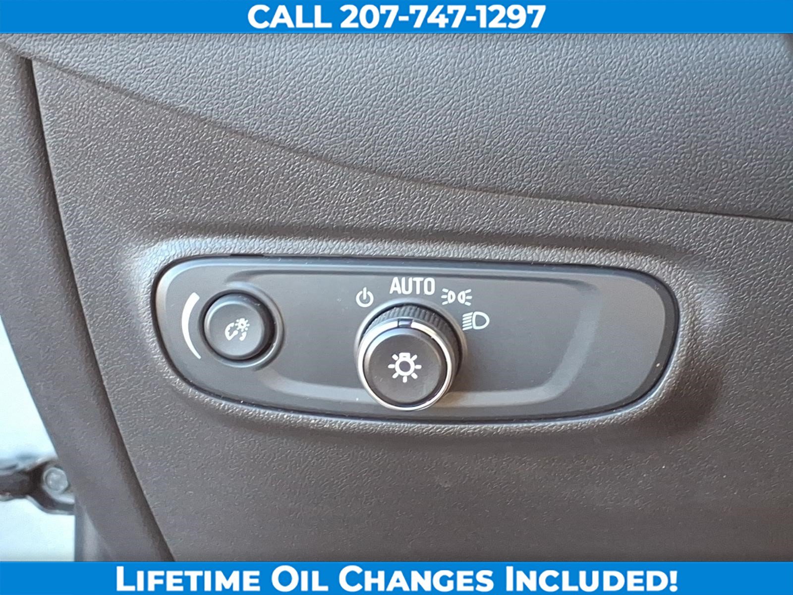 Used 2024 Chevrolet Equinox LT AWD/4WD image 17