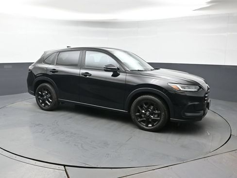 Certified 2024 Honda HR-V Sport image 10