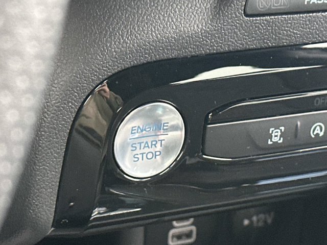 Used 2024 Ford Escape ST-Line w/ Tech Pack #1 AWD/4WD image 16
