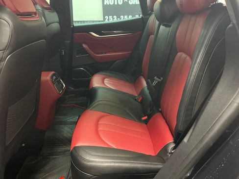 Used 2020 Maserati Levante S GranSport image 24