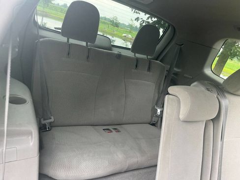 Used 2010 Toyota Highlander 4WD image 7