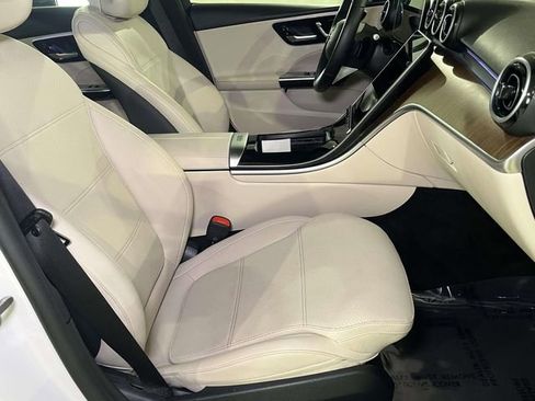 Used 2025 Mercedes-Benz C 300 Sedan image 24
