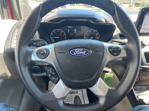 Used 2020 Ford Transit Connect XLT image 16