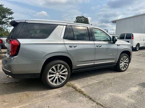 Used 2023 GMC Yukon Denali w/ Denali Reserve Package AWD/4WD image 12