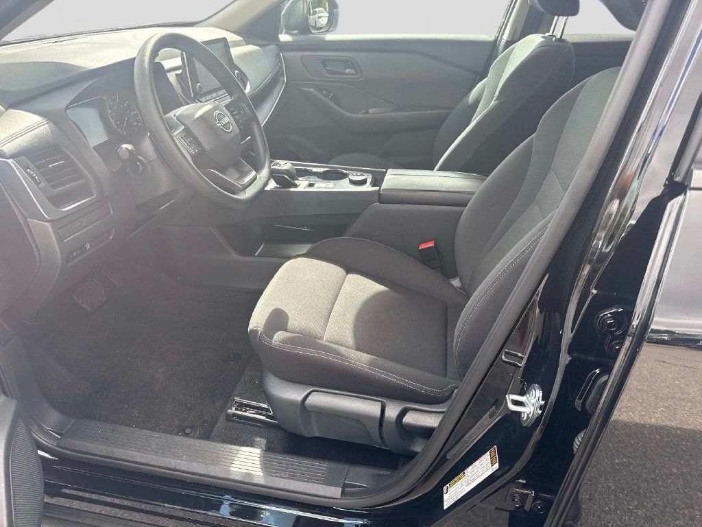 Certified 2026 Nissan Rogue S AWD/4WD image 17