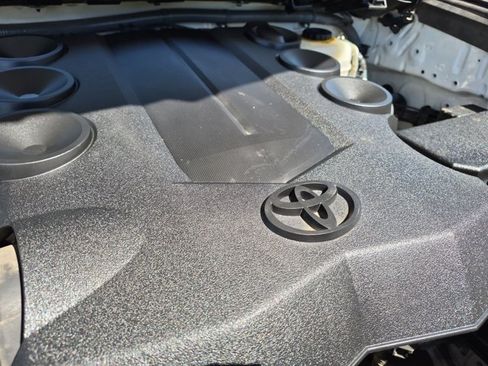 Used 2014 Toyota 4Runner SR5 Premium AWD/4WD image 23