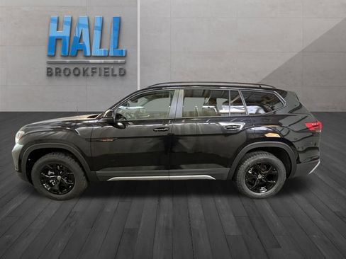 New 2026 Volkswagen Atlas Peak Edition AWD/4WD image 2