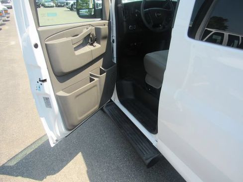 Certified 2023 Chevrolet Express 3500 LT w/ LT Preferred Equipment Group RWD image 31