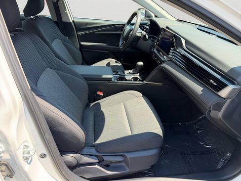 Used 2025 Toyota Camry LE FWD image 12