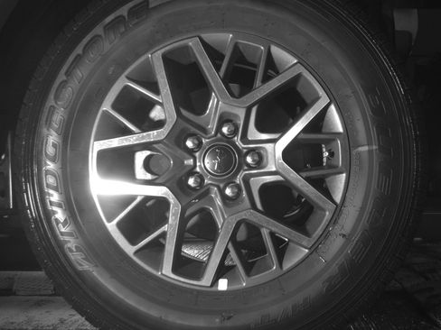 Used 2025 Jeep Wrangler Sahara image 13