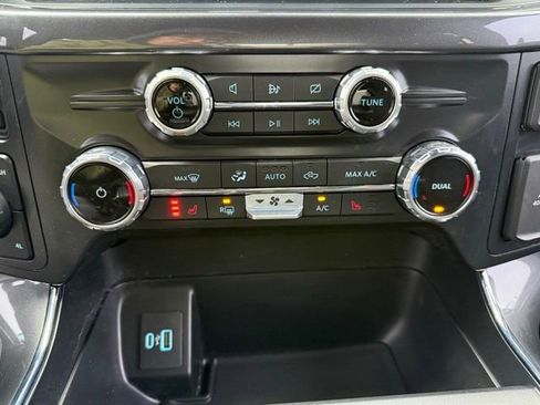 Used 2022 Ford F150 XLT w/ Equipment Group 302A High image 25