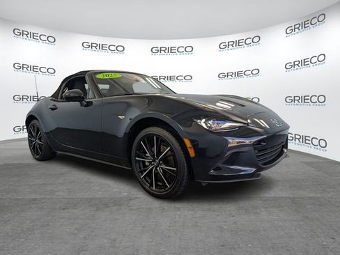 Certified 2025 MAZDA MX-5 Miata Grand Touring RWD image 1
