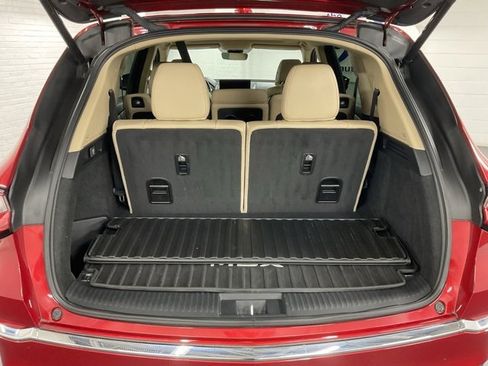 Used 2022 Acura MDX SH-AWD image 9