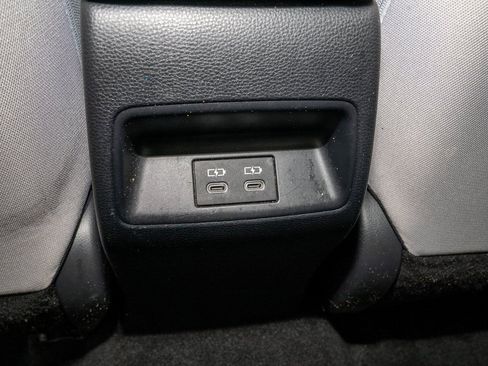 Certified 2025 Toyota Corolla LE image 7