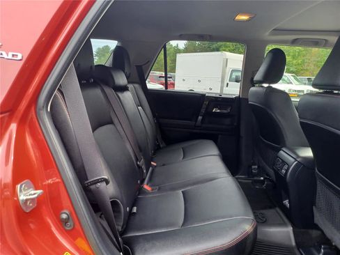 Used 2024 Toyota 4Runner TRD Off-Road Premium image 22