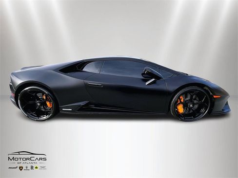 Used 2020 Lamborghini Huracan EVO image 6