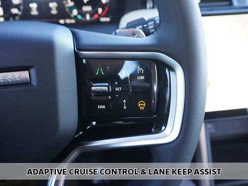 Used 2024 Land Rover Discovery Sport S image 7