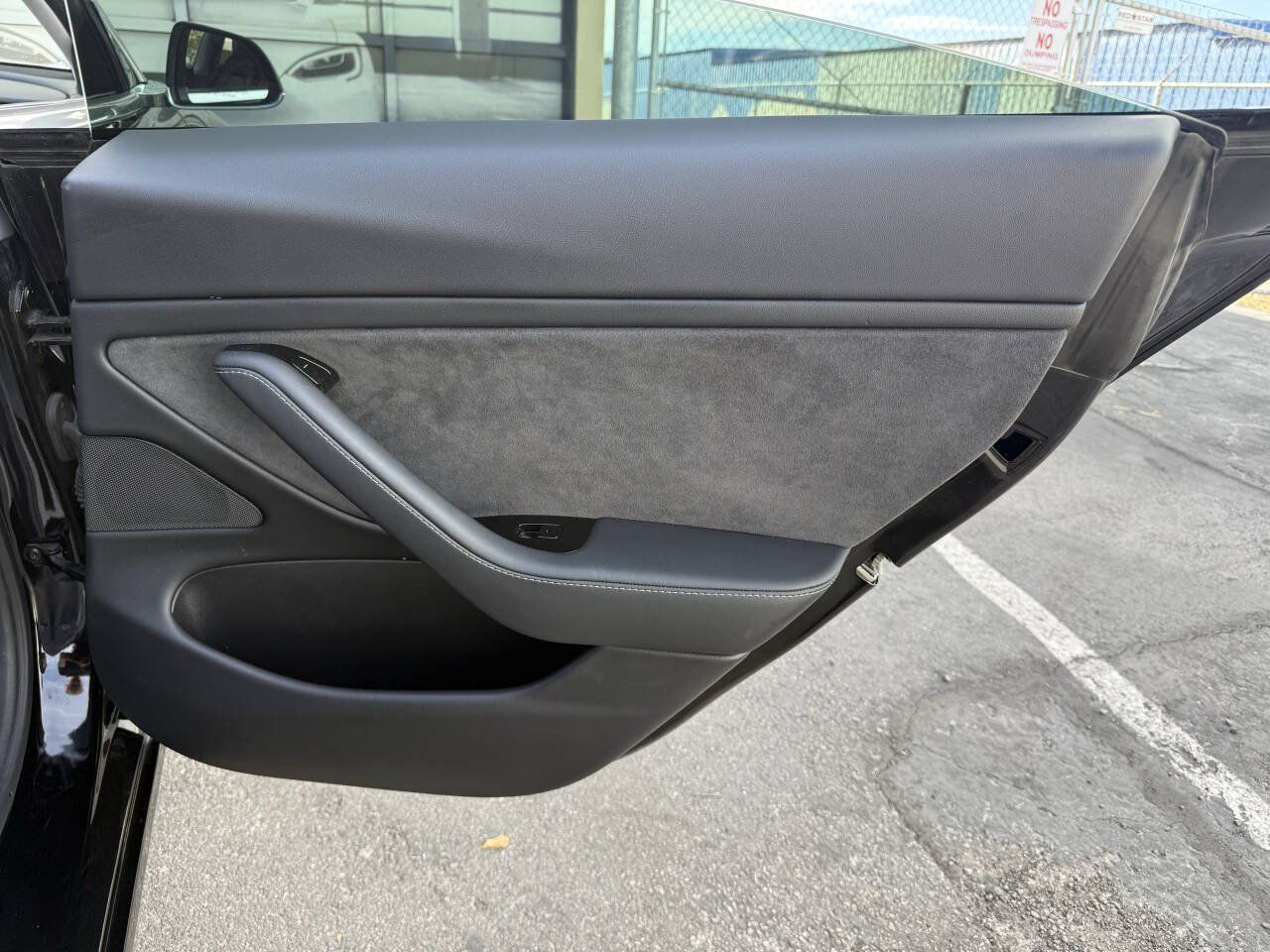 Used 2020 Tesla Model 3 Long Range AWD/4WD image 17