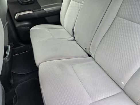 Used 2020 Toyota Tacoma SR5 w/ Technology Package AWD/4WD image 13