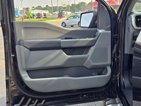 Used 2022 Ford F150 XLT w/ XTR Package image 22