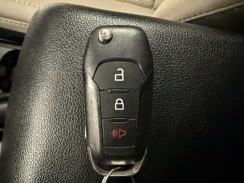 Used 2021 Ford EcoSport S image 17