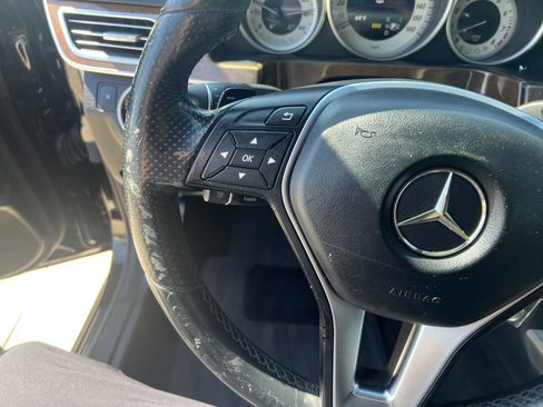 Used 2014 Mercedes-Benz E 350 4MATIC Sedan image 18