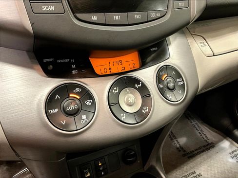 Used 2007 Toyota RAV4 Limited w/ Tow Prep Pkg AWD/4WD image 15