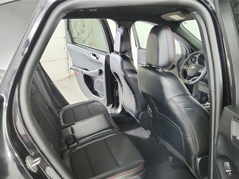 Used 2025 Ford Escape ST-Line Elite AWD/4WD image 27