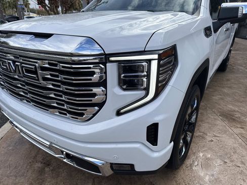 Used 2023 GMC Sierra 1500 Denali w/ Denali Reserve Package image 9