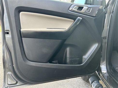 Used 2020 Ford Ranger Lariat w/ Equipment Group 501A Mid image 18