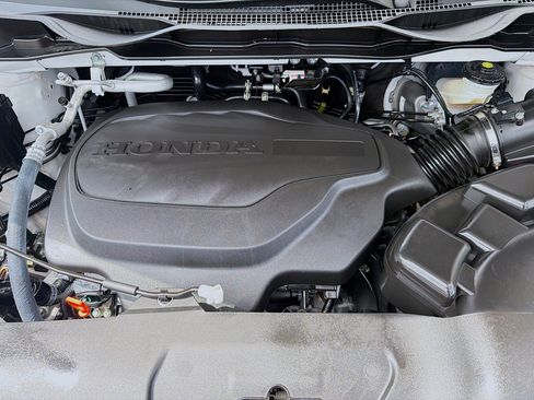 Used 2024 Honda Odyssey Touring image 34