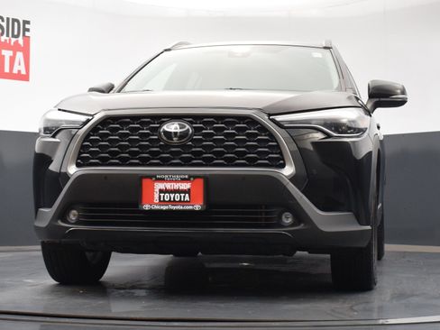 Used 2022 Toyota Corolla Cross XLE image 31