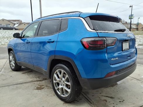 Used 2022 Jeep Compass Latitude w/ Sun and Sound Group image 5