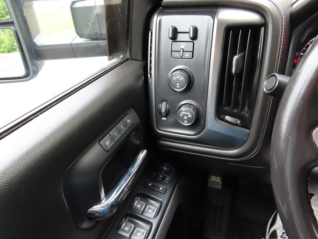 Certified 2019 Chevrolet Silverado 2500 LTZ w/ Custom Sport Edition AWD/4WD image 14