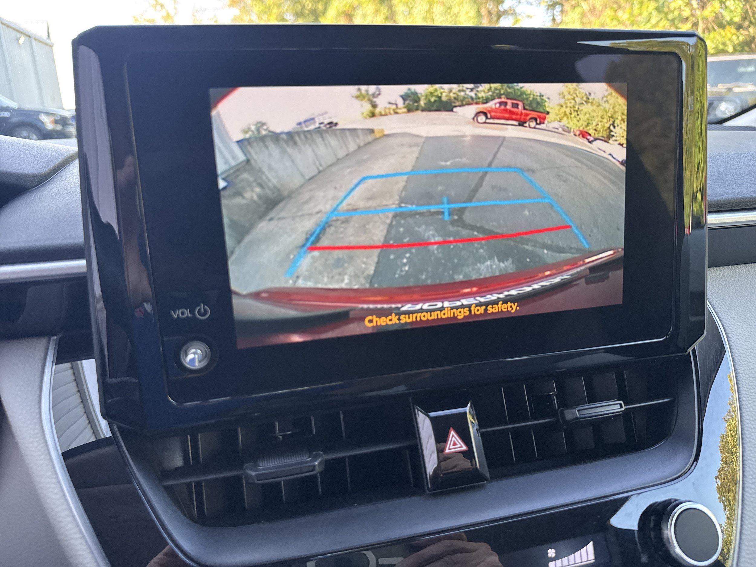 Used 2025 Toyota Corolla LE FWD image 14