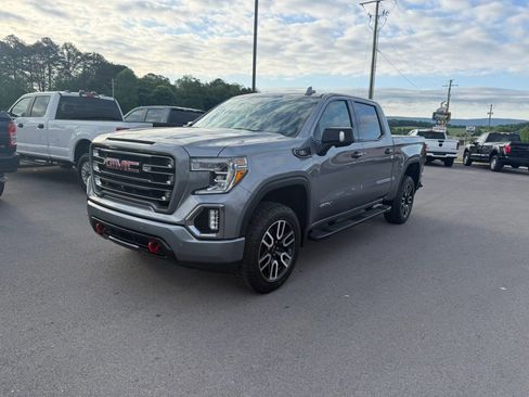 Used 2020 GMC Sierra 1500 AT4 w/ AT4 Premium Package AWD/4WD image 2