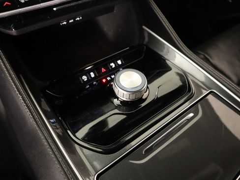 Used 2022 Jeep Wagoneer Series I image 9