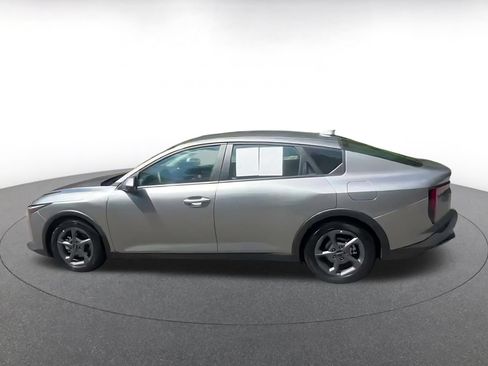 Used 2026 Kia K4 FWD image 9
