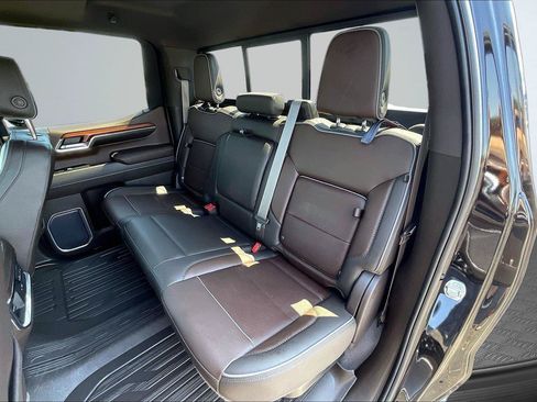 Used 2022 GMC Sierra 1500 Denali w/ Technology Package AWD/4WD image 26