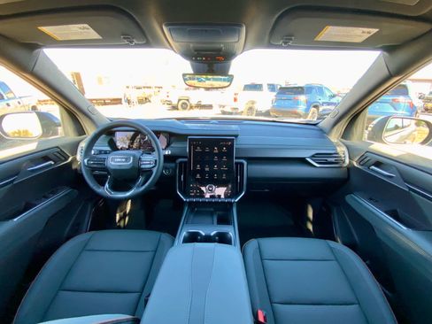 New 2026 GMC Acadia AT4 w/ LPO, Floor Liner Package image 36