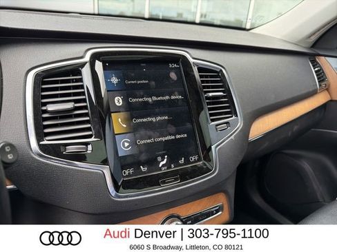 Used 2021 Volvo XC90 T6 Momentum w/ Advanced Package AWD/4WD image 6