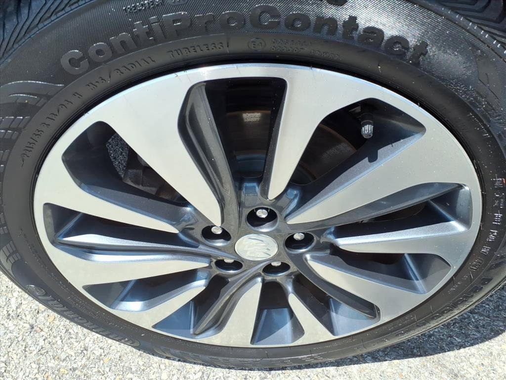 Used 2022 Buick Encore Preferred w/ Safety Package AWD/4WD image 11