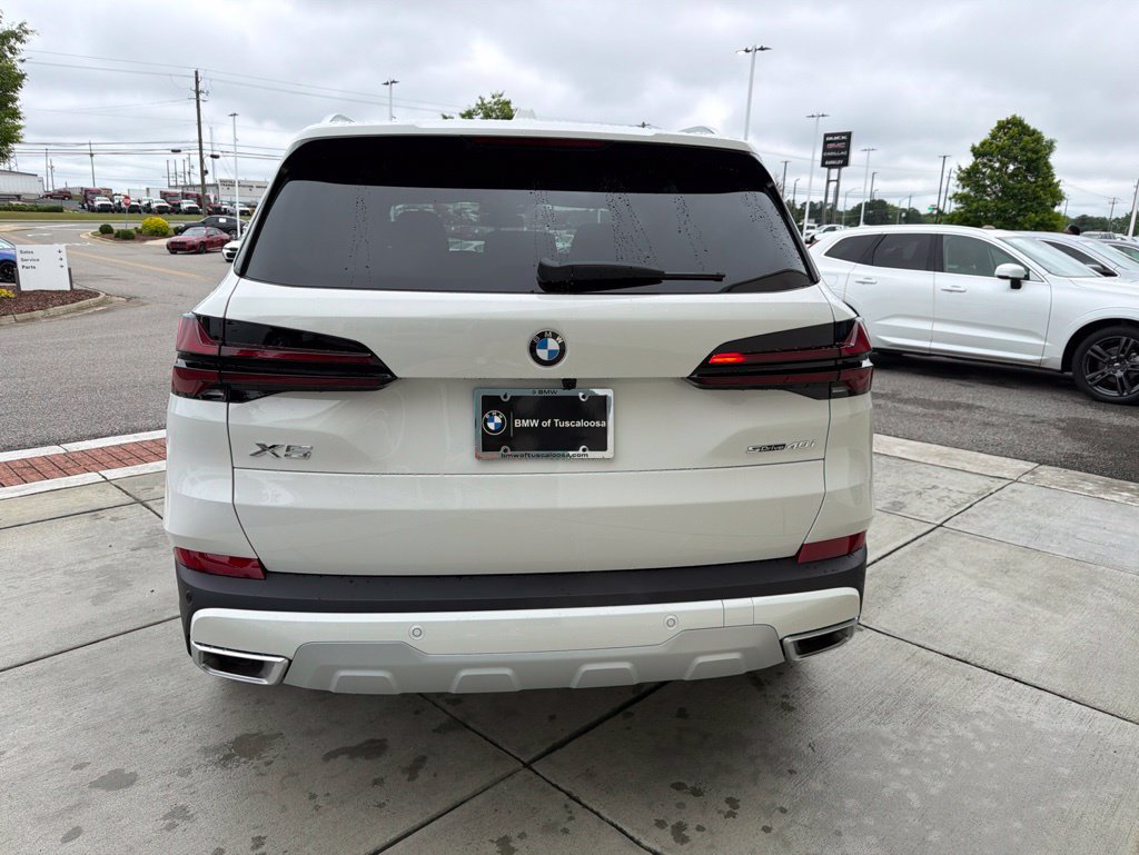 Used 2026 BMW X5 sDrive40i w/ Climate Comfort Package RWD image 5