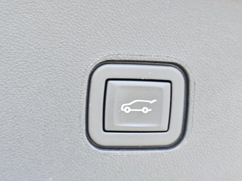 New 2025 Cadillac Lyriq Sport RWD image 13