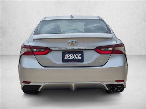 Used 2024 Toyota Camry SE FWD image 7