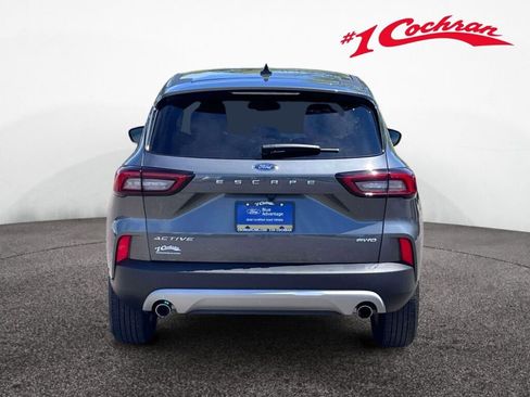 Certified 2023 Ford Escape Active AWD/4WD image 9