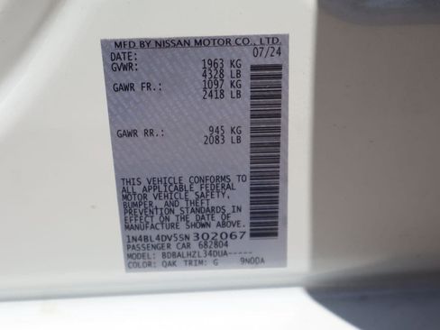 Used 2025 Nissan Altima 2.5 SV FWD image 27
