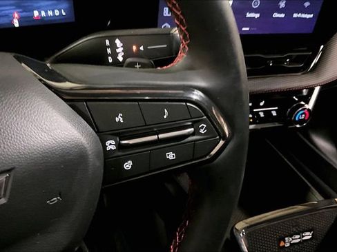 Certified 2025 Chevrolet Equinox RS FWD image 21